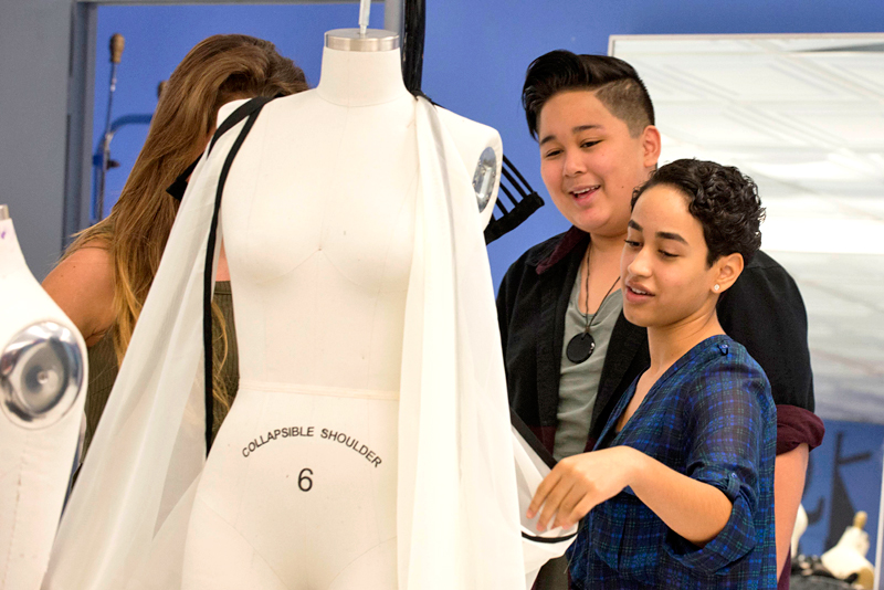 Thursday TV: 'Project Runway: Junior' Finale - ROGER CATLIN