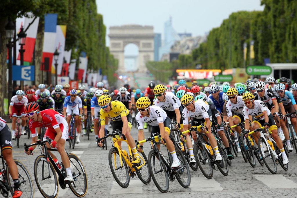 Saturday TV 105th Tour de France Begins ROGER CATLIN