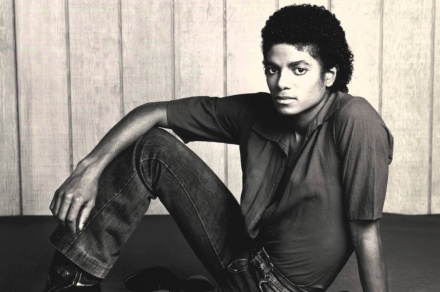 michael-jackson-3-440x292-c